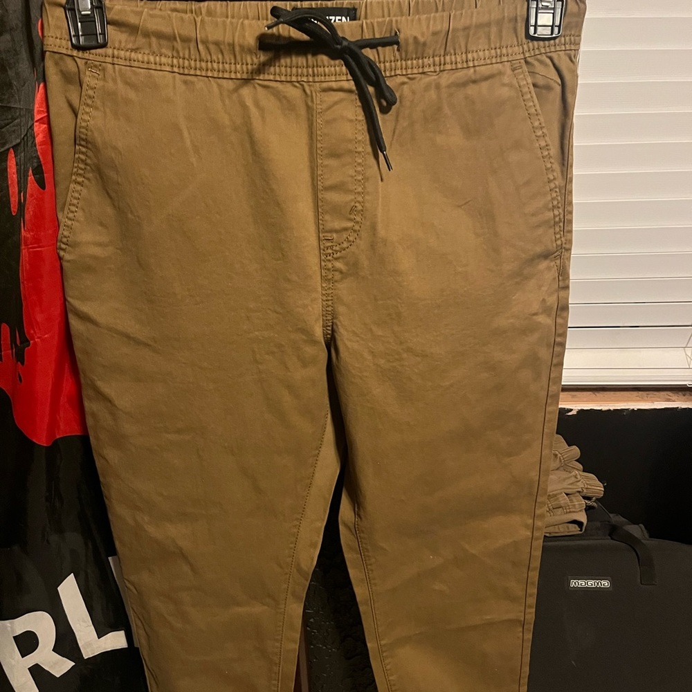 Levi’s Denizen Jogger